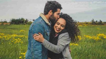 How to Craft Texts That Make Your Ex Miss You