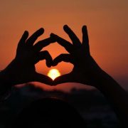 5 Stages of Love - Get To Know Which Stage of Love Is Yours