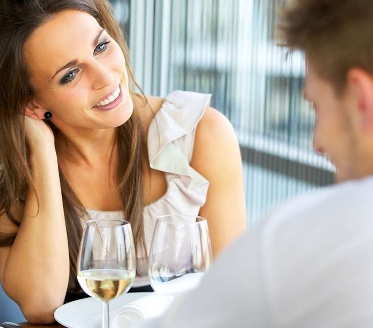 How to Start a Conversation With a Guy [100 Conversation Starters]