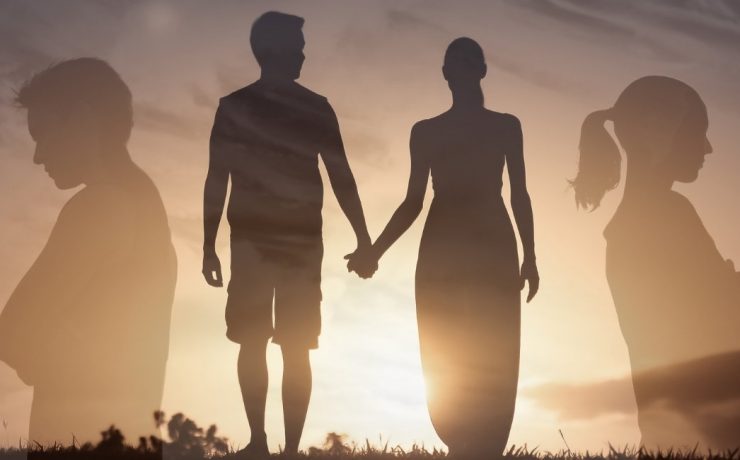 Push Pull Relationship - Meaning, Signs, Reasons & Ways to Overcome It