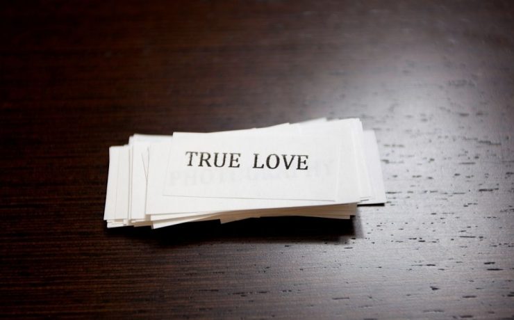 Signs of True Love - More than 30 Ways to Know If Someone Loves You