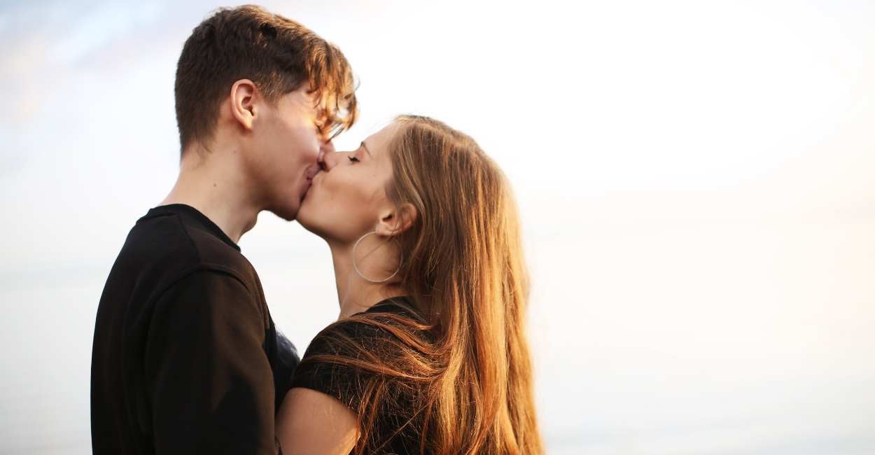 22 Heart-racing Signs The Kiss Meant Something To Him