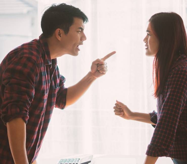 15 Major Red Flags Before Moving In Together - With Solutions!
