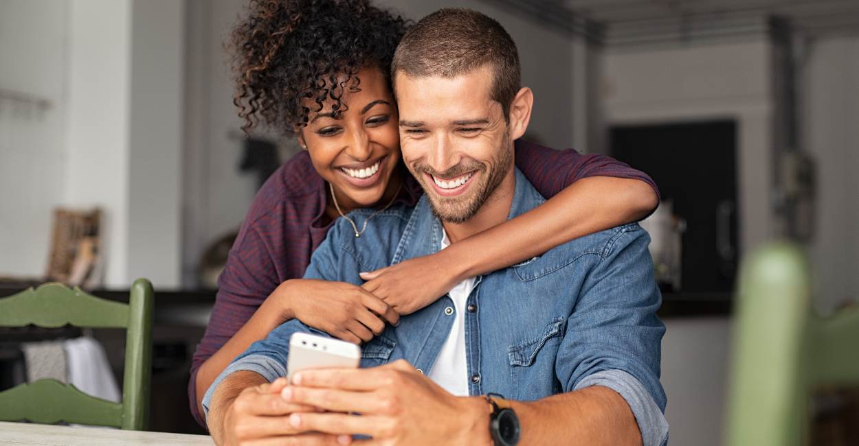 How To Show Off Your Girlfriend On Social Media - 20 Sweet Ways To Show She’s Yours