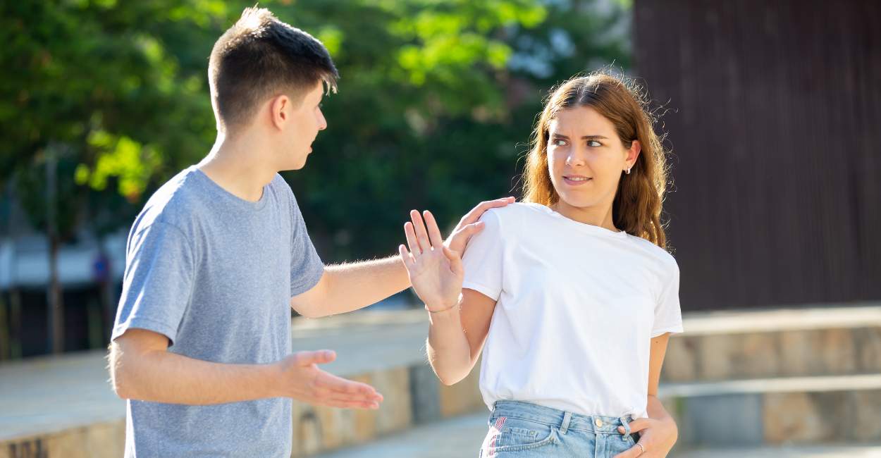 How To Stop A Guy From Flirting With You 15 Polite Ways To Turn Him Down