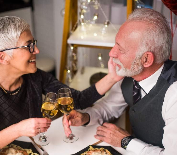 20 Absolutely Important Dating Etiquette For Seniors Who Want To Find Love After Retirement