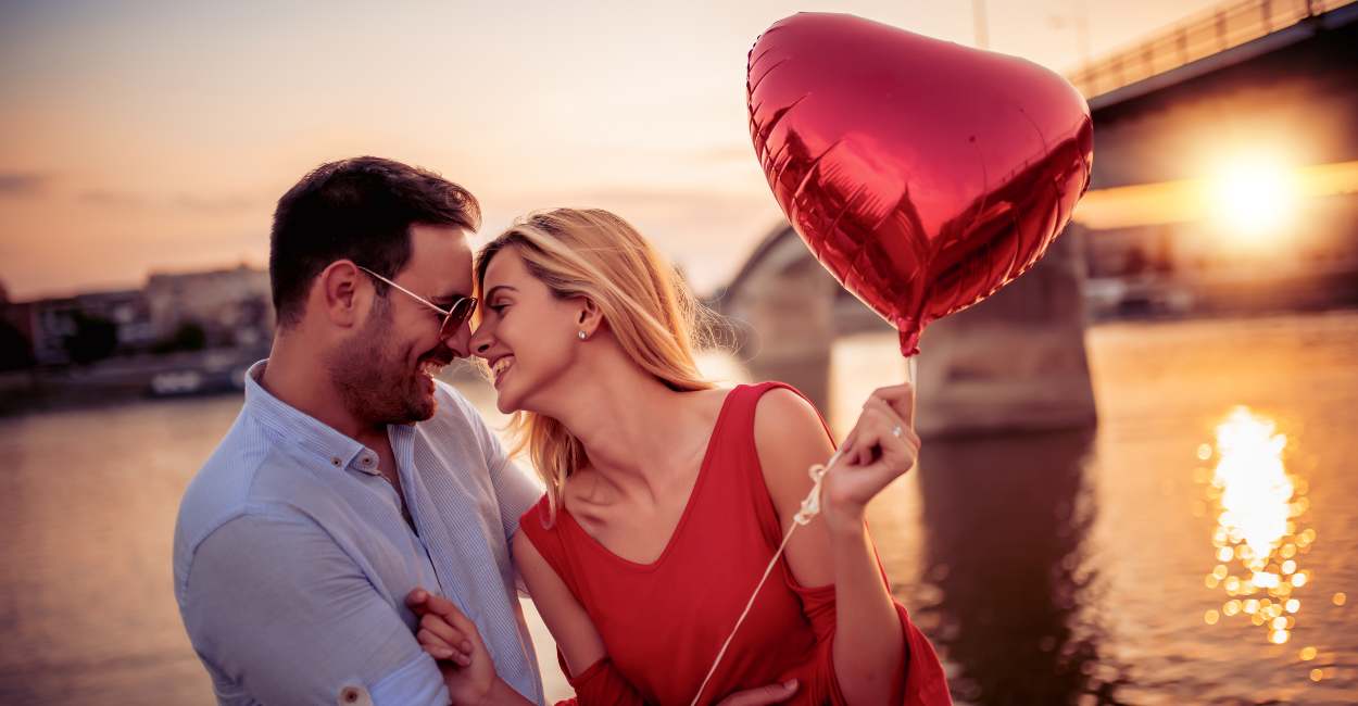 Friendship Love Vs Romantic Love - 15 Major Differences To Tell Them Apart