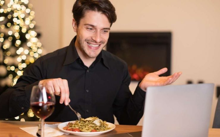 How To Surprise Your Boyfriend In A Long Distance Relationship 15 Sweet And Romantic Ways