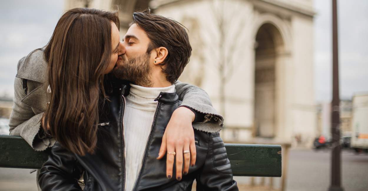 20 Serious Reasons On When A Guy French Kisses You On The First Date