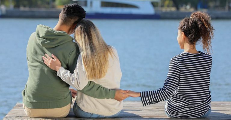 friend vs girlfriend